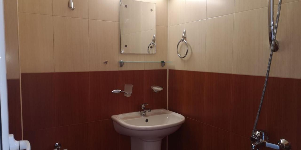 Family Hotel Favourite Obzor Dış mekan fotoğraf