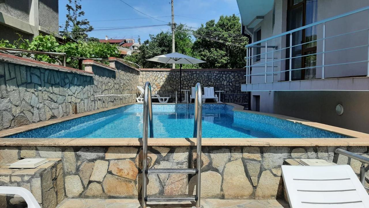 Family Hotel Favourite Obzor Dış mekan fotoğraf