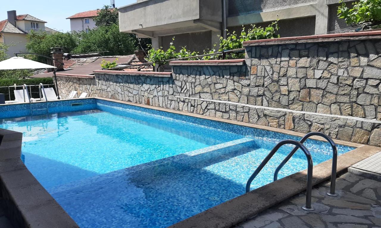 Family Hotel Favourite Obzor Dış mekan fotoğraf